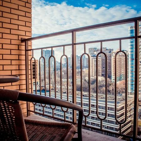 Apartment In Arсadia 2 Bedrooms Odessa Luaran gambar