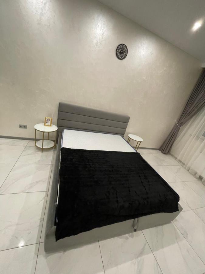 Apartment In Arсadia 2 Bedrooms Odessa Luaran gambar